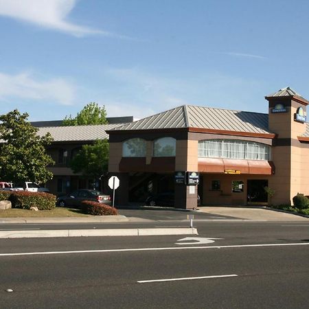 Days Inn By Wyndham Rocklin/Sacramento Екстер'єр фото