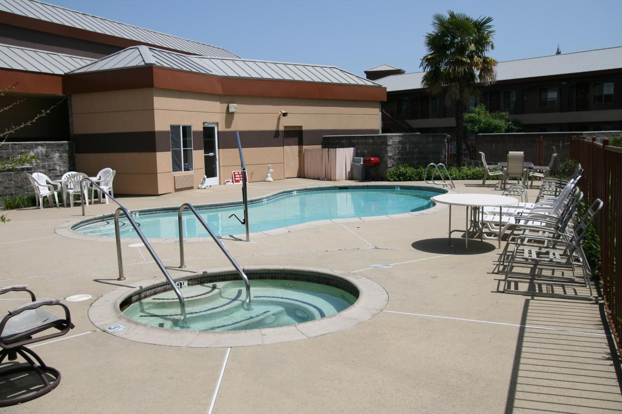 Days Inn By Wyndham Rocklin/Sacramento Екстер'єр фото